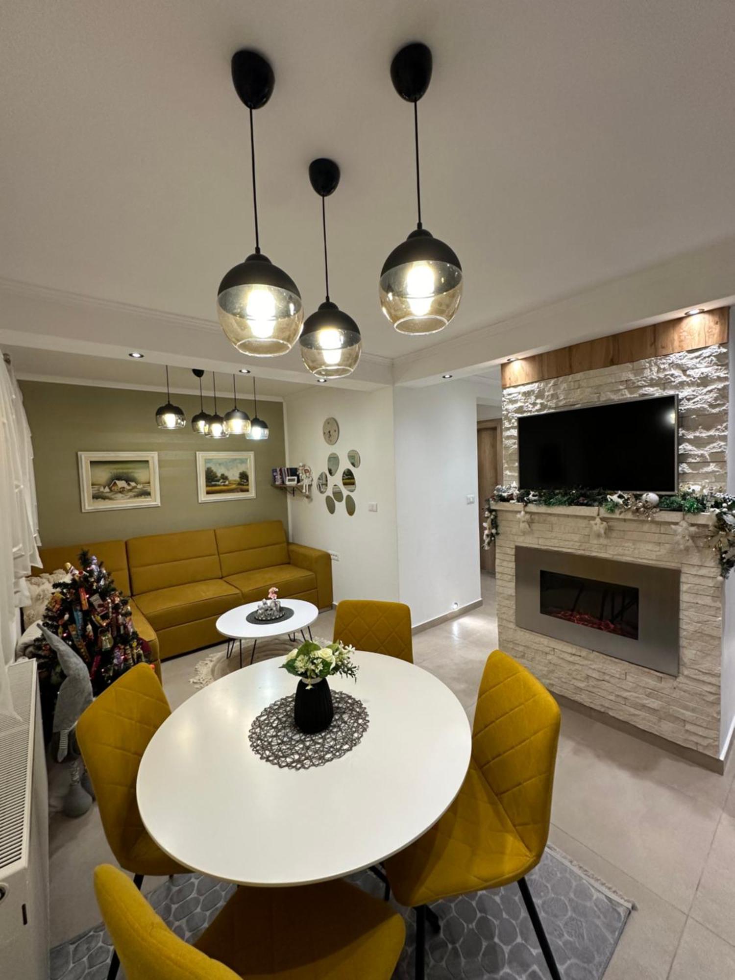 Apartman Lana วลาซิส ภายนอก รูปภาพ